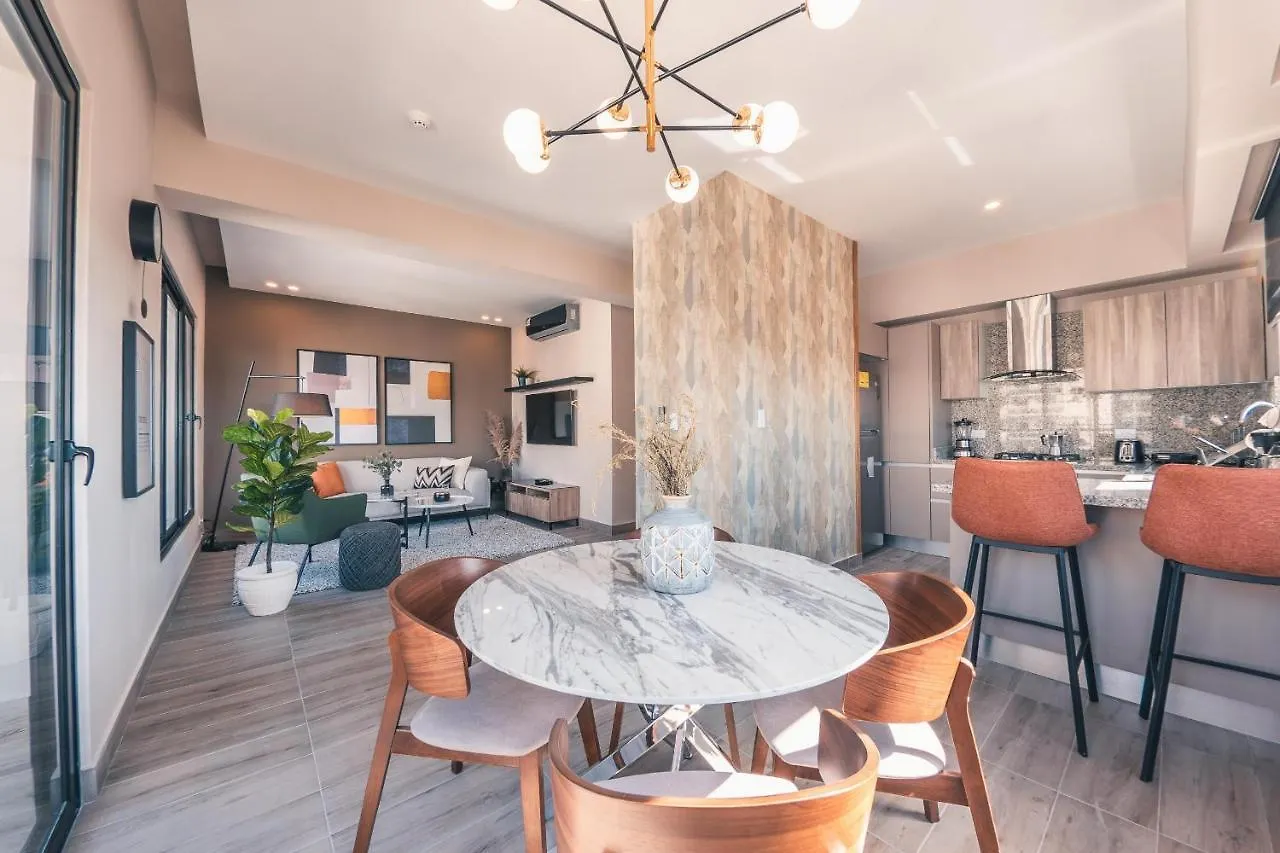Ferienwohnung Breakfast Included At Regatta Living 802 Los Prados 0*,